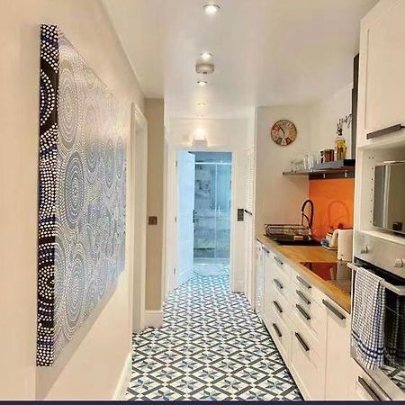 Plymouth Hoe - Stunning 2 Bedroom Lower Ground Floor Apartment Екстериор снимка